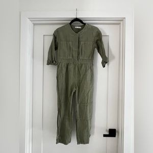 Girls Zara jumpsuit with snap buttons.